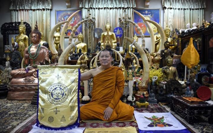 92850446_thai_buddhist_monk_phra_prommangkalachan-large_trans_pivx42josuakz0be9ijungh28zinhzwg9svuzlxrn1u.jpg