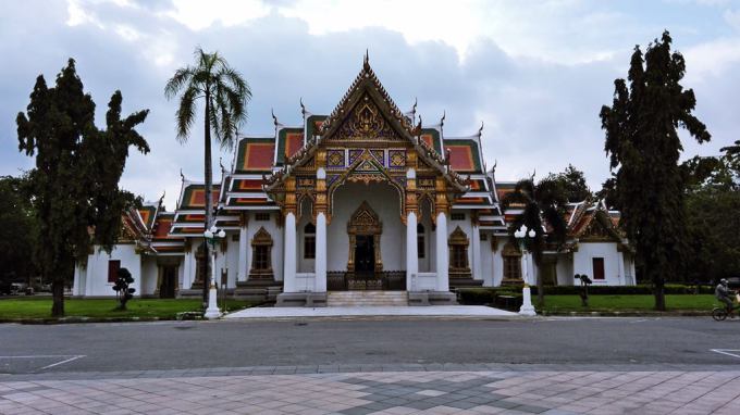 Wat Pak Naam Phasi Charoen